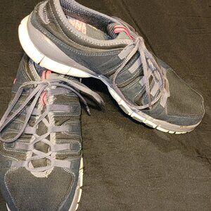 Nike Black Hot Pink Womens 7.0 Size 9.5